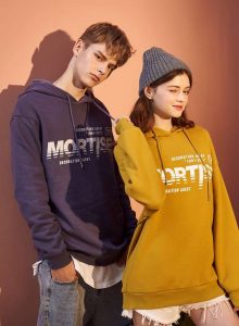 30 Cool and Sweet Couple Clothes Photography | Best Couple Clothes ...