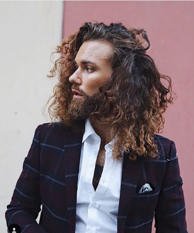 Loose Curl With Side Swept Top 20 Sexy Shoulder Length Hairstyles For Men Cool Shoulder Length Hairstyles For Guys