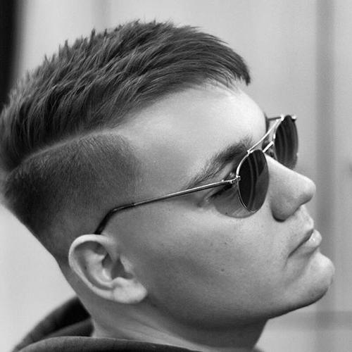 30 Simple & Easy Hairstyles For Men Men's Low Maintenance Haircuts Quiff With Fringe And Mid Fade