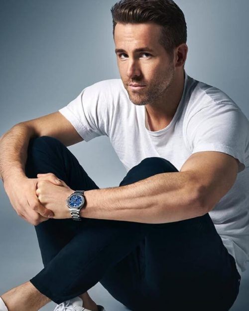 Brushed Back Hair Undercut Line Up 35 Best Ryan Reynolds Hairstyles And Haircuts 2020