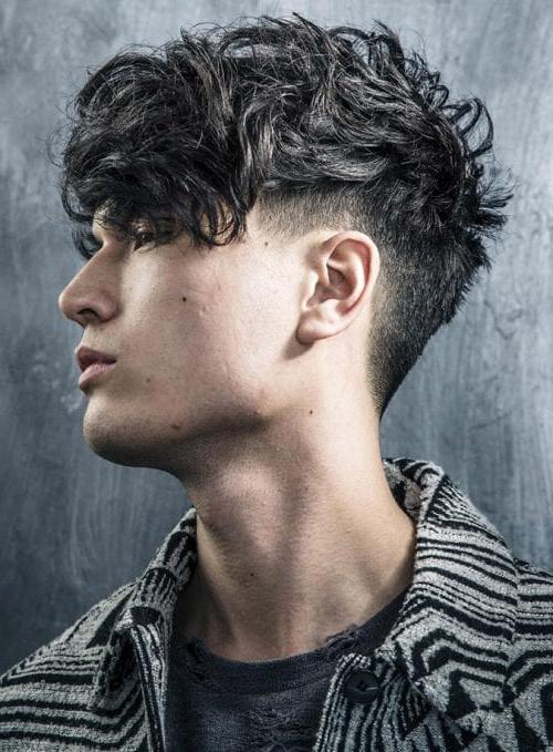 Trend Populer 24+ How To Style A Curly Fringe Male