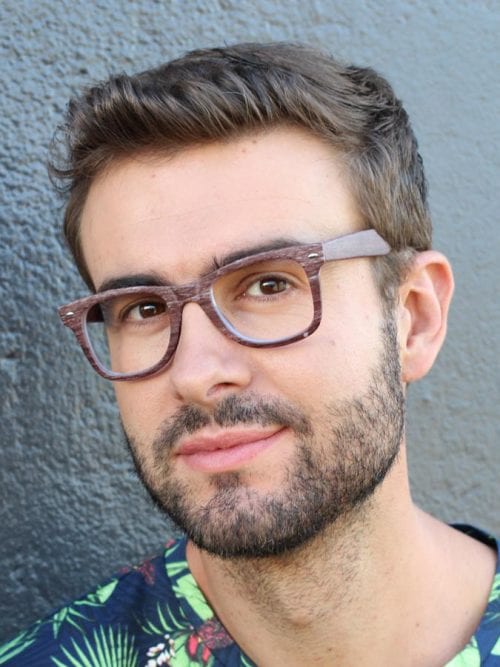 50+ Best Haircuts For Men With Glasses Side Swept Short Quiff