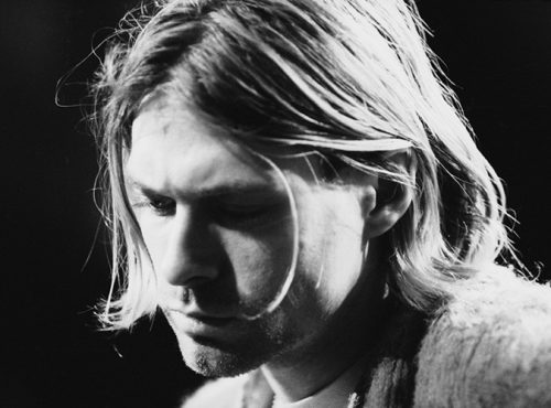Kurt Cobain Bed Head Hairstyle 90’s Curtain Hairstyle Haircut For Men