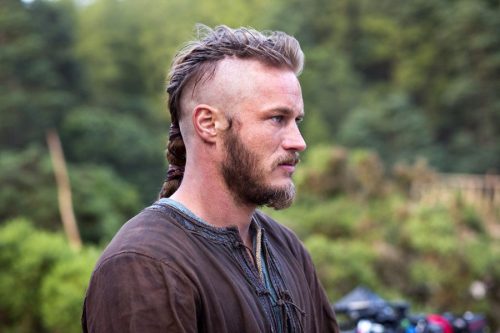 Ragnar Lothbrok Haircut Style 16
