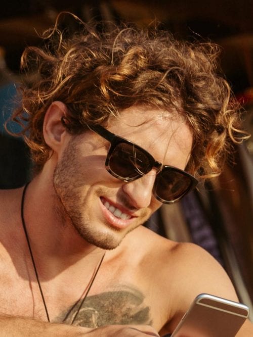 Shorter Surfer Curly Hairtyle 30 Best Surfer Hairstyles For Guys Beach Men’s Haircuts Men's Surfer Hairstyles 2020