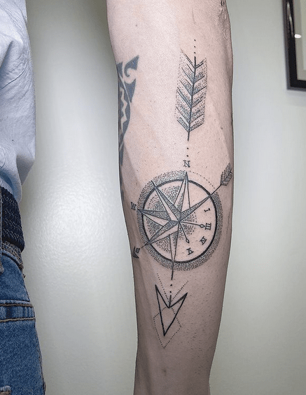 Compass Arrow Tattoo Design09