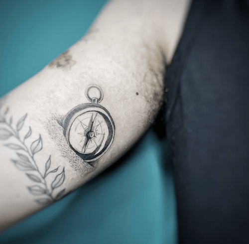 Simple Compass Tattoo Designs 11