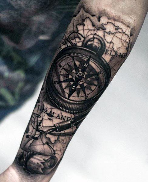 100+ Best Compass Tattoo Ideas 21