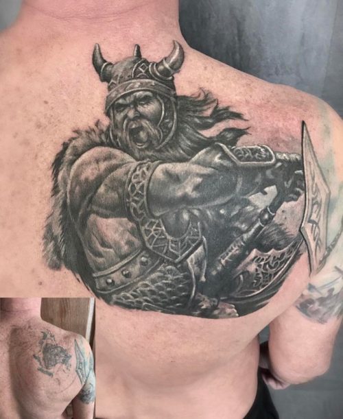 Vikings In Battle Tattoo On Men's Back